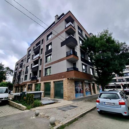 Best Family Apartments & Private Parking Sofia Esterno foto