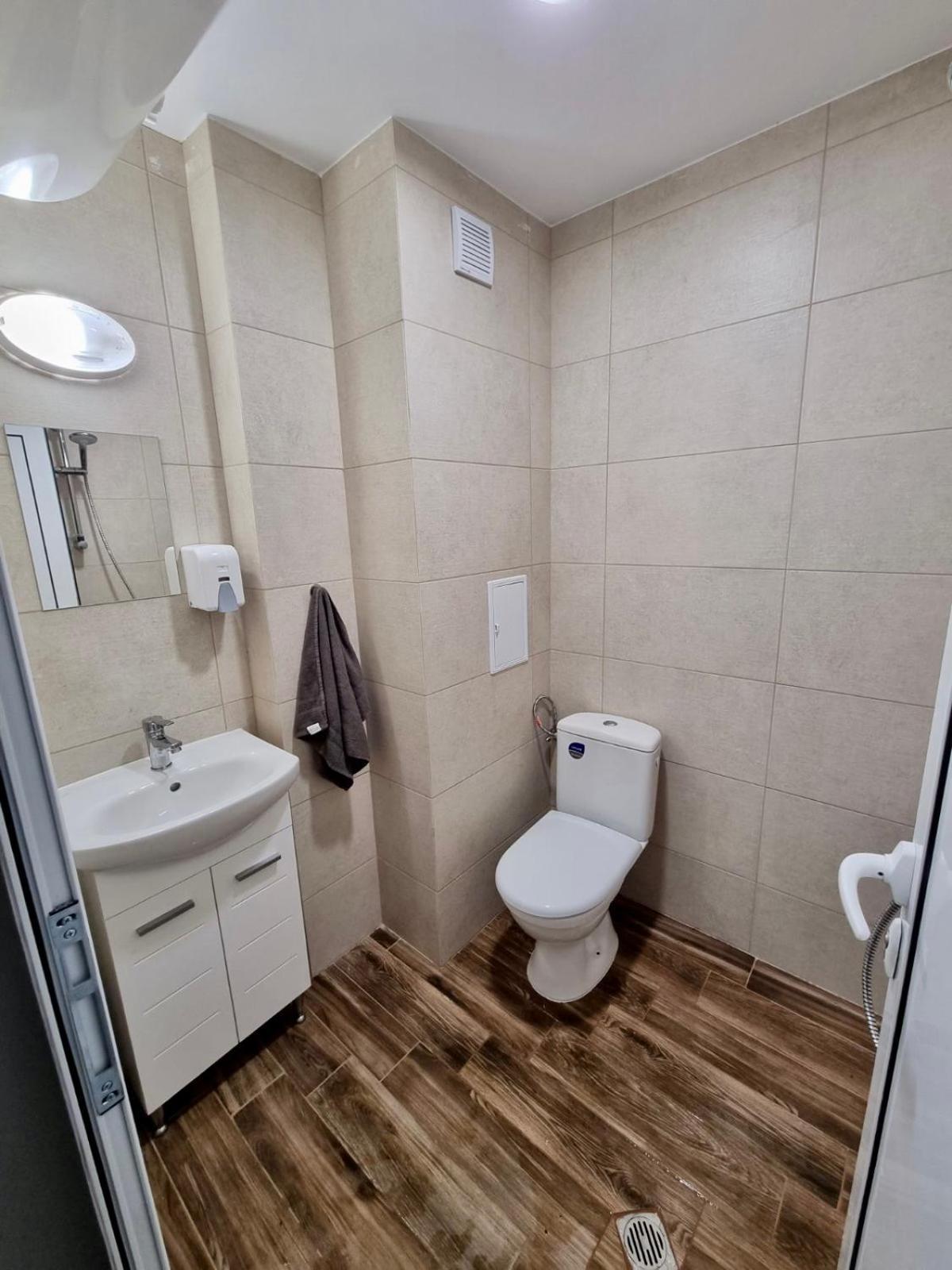 Best Family Apartments & Private Parking Sofia Esterno foto